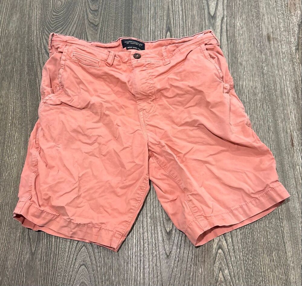 American Eagle Men's Next Level Flex Classic Fit Chino Shorts Salmon Pink Sz 32